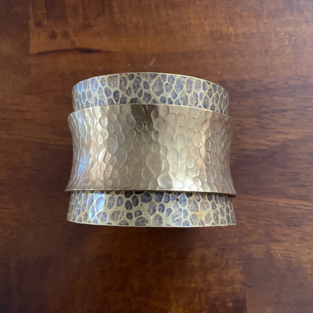 av max Layered Hammered Brass Cuff